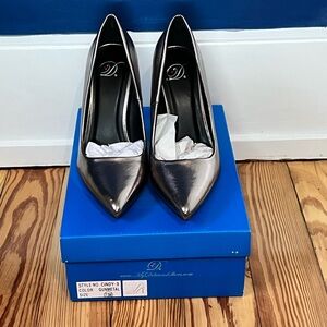 NWT Stiletto (4 in.) Heels Gunmetal Size 7.5M
